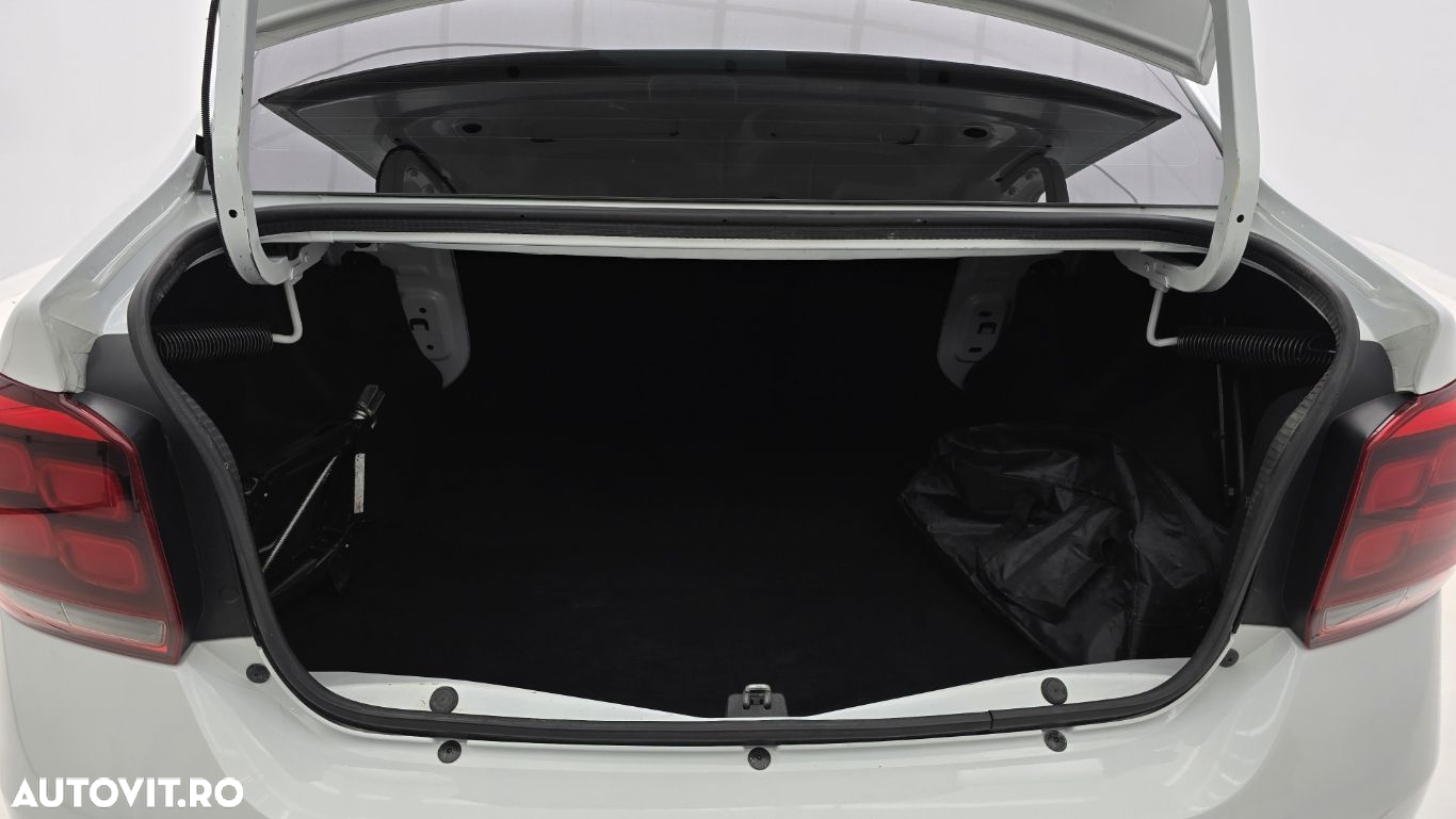 Dacia Logan 0.9 TCe Laureate - 25