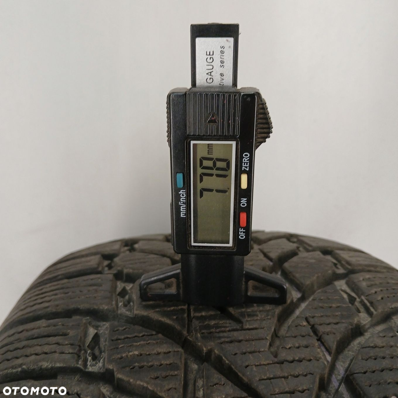 2x 235/55R18 opony zimowe Nokian WR SUV 4 7mm 2021r 85564 - 4