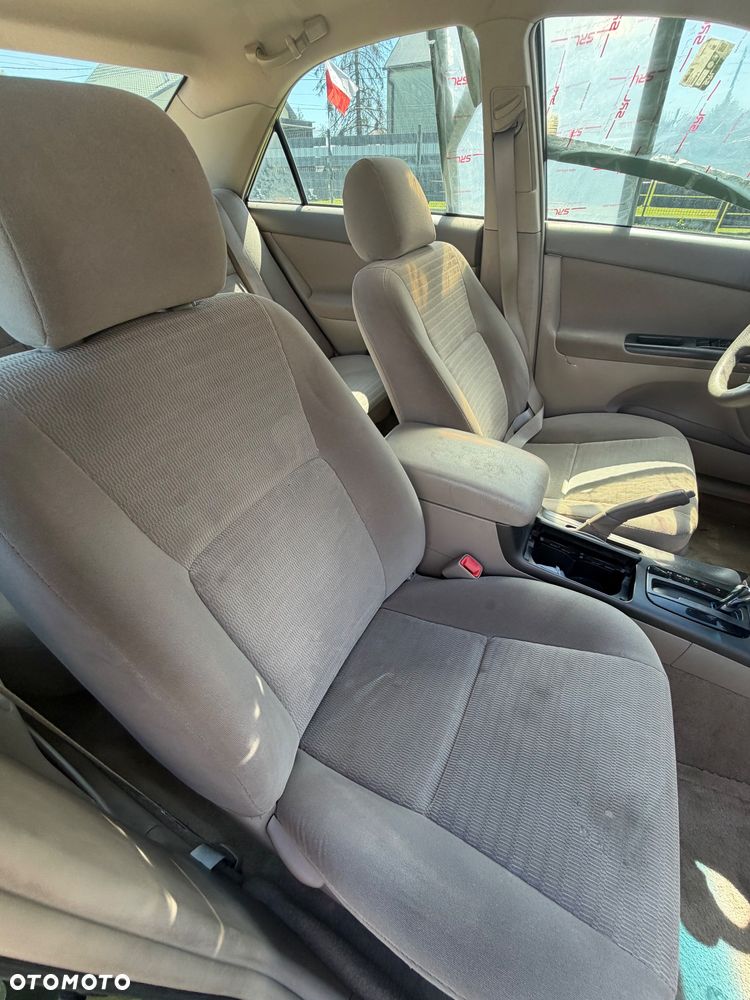 Toyota Camry 2.4 SE - 20