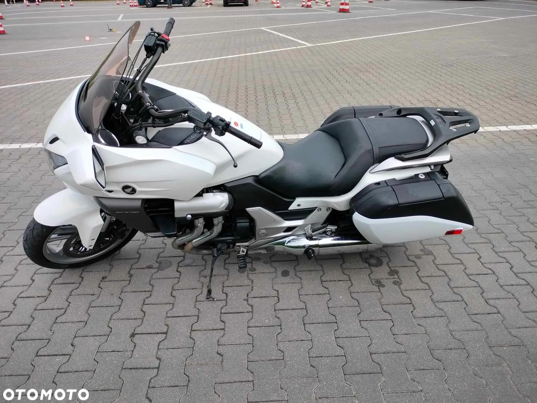 Honda CTX - 6