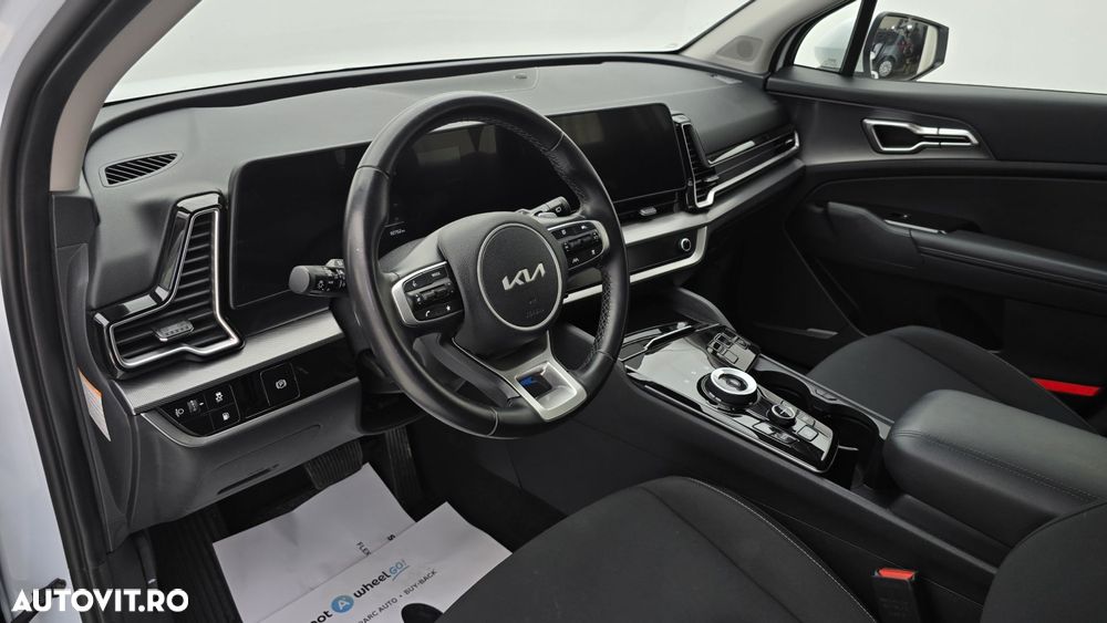 Kia Sportage 1.6 T-GDI PHEV 6AT 4x4 Style - 13