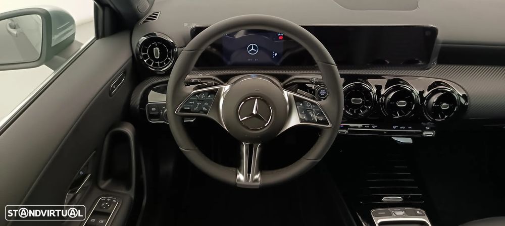 Mercedes-Benz A 200 Standard - 19