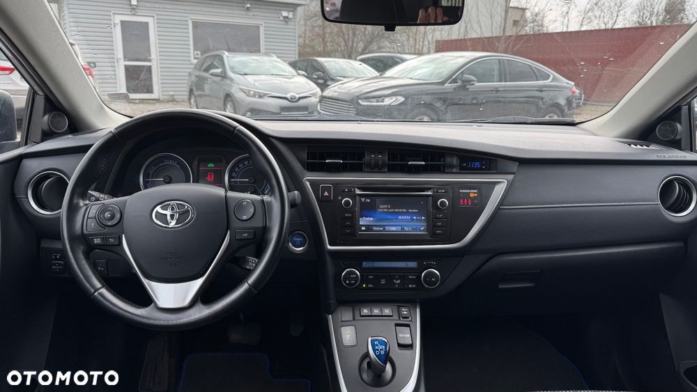 Toyota Auris Hybrid 135 Premium - 36