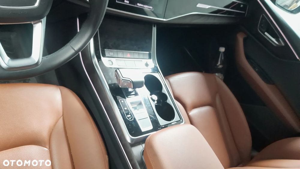 Audi Q8 55 TFSI quattro tiptronic competition plus - 27