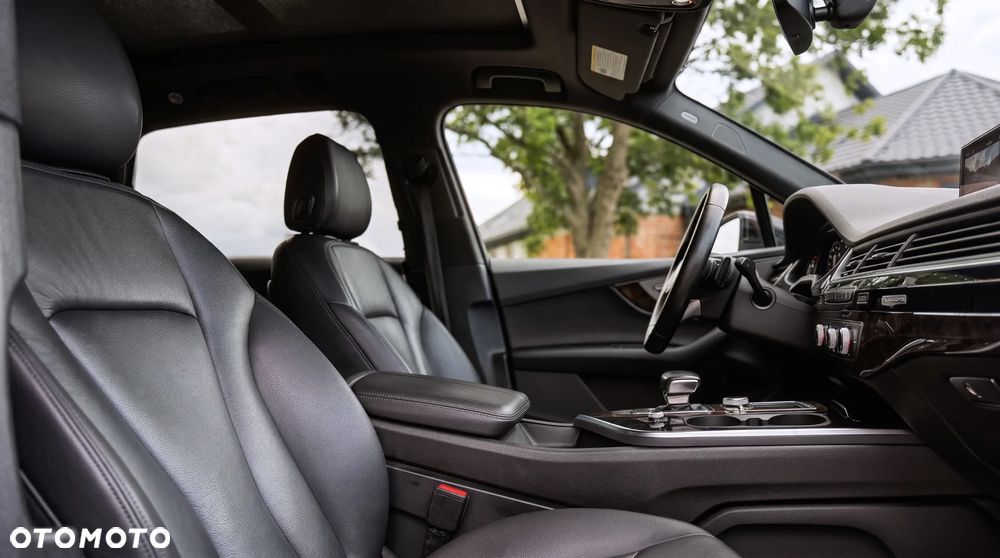 Audi Q7 3.0 TFSI Quattro Tiptronic - 7