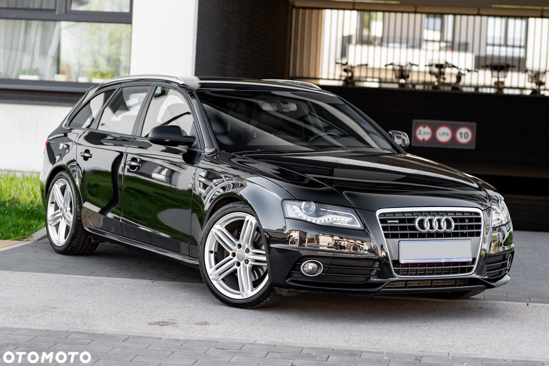 Audi A4 Avant 2.0 TFSI quattro S line Sportpaket - 6