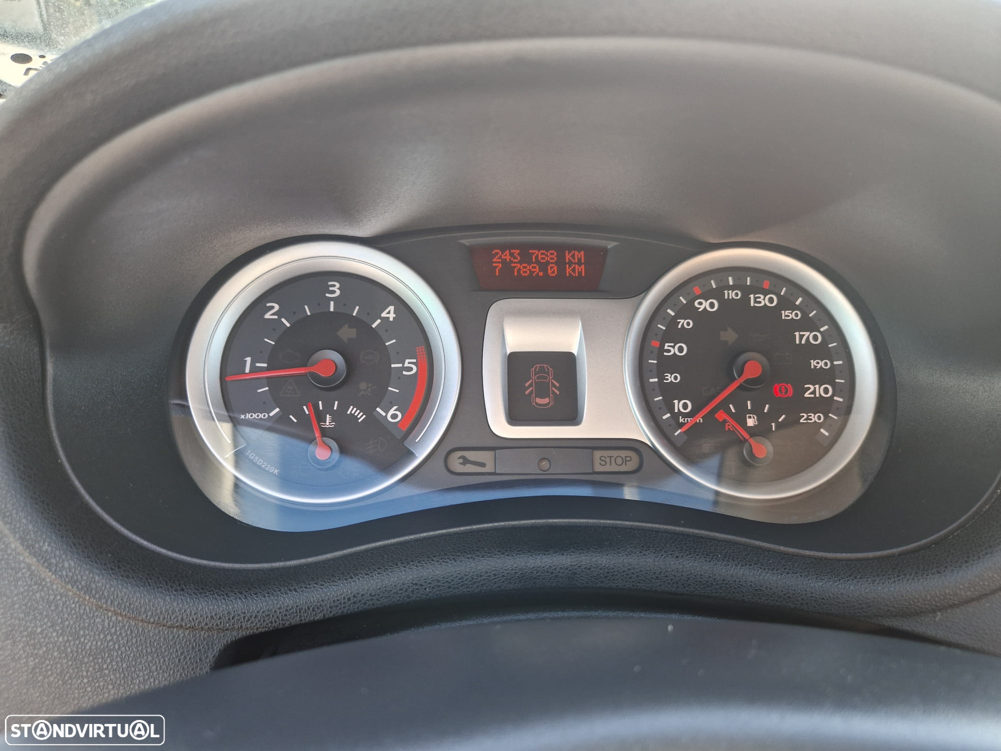 Renault Clio 1.5 dCi Privilège - 8