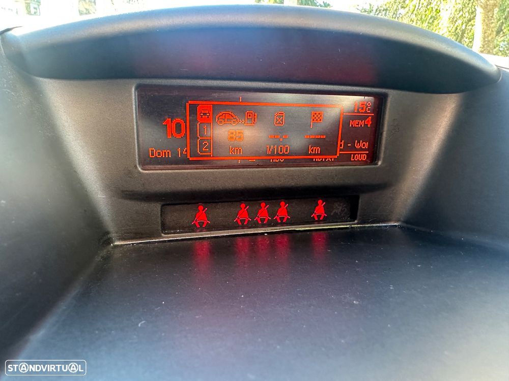 Peugeot 207 75 forever - 20