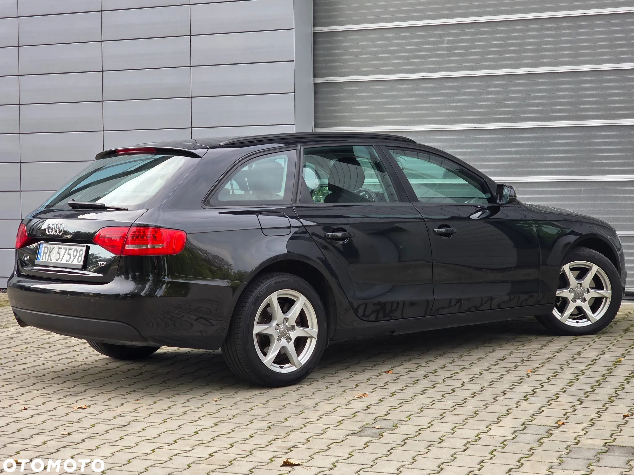 Audi A4 Avant 2.0 TDI DPF Ambition - 13