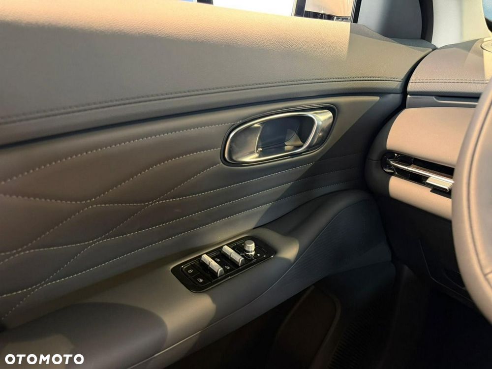 Geely Starray - 18