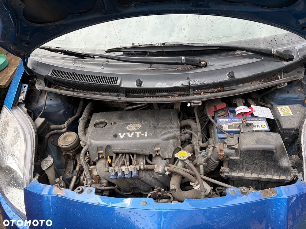Toyota Yaris - 13