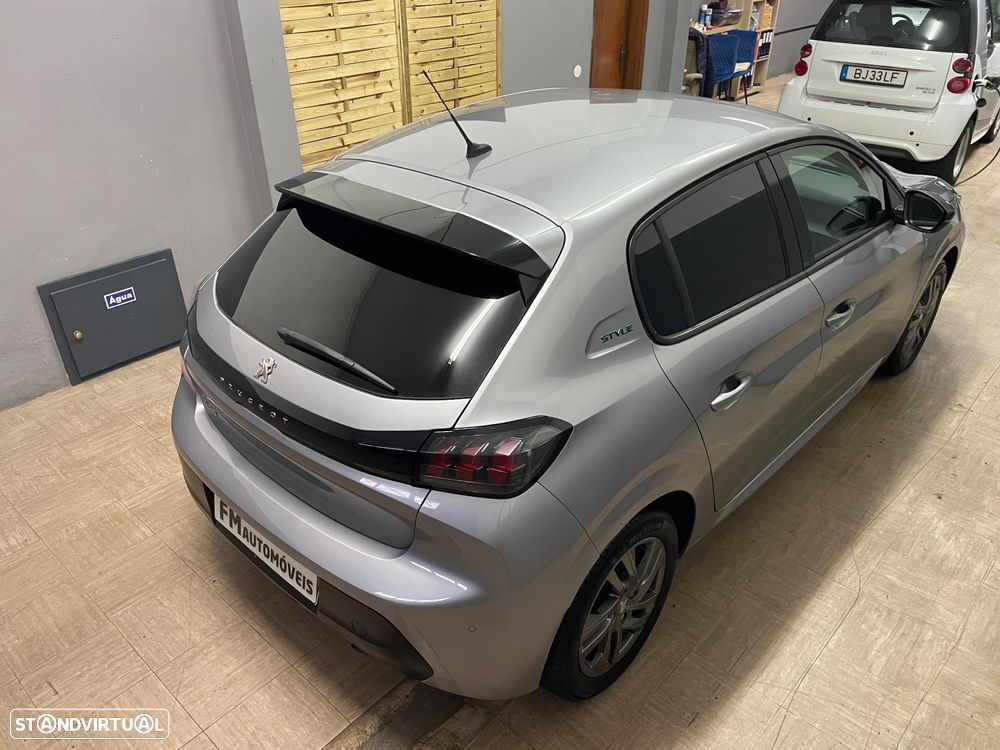 Peugeot 208 1.2 PureTech SE Style - 30