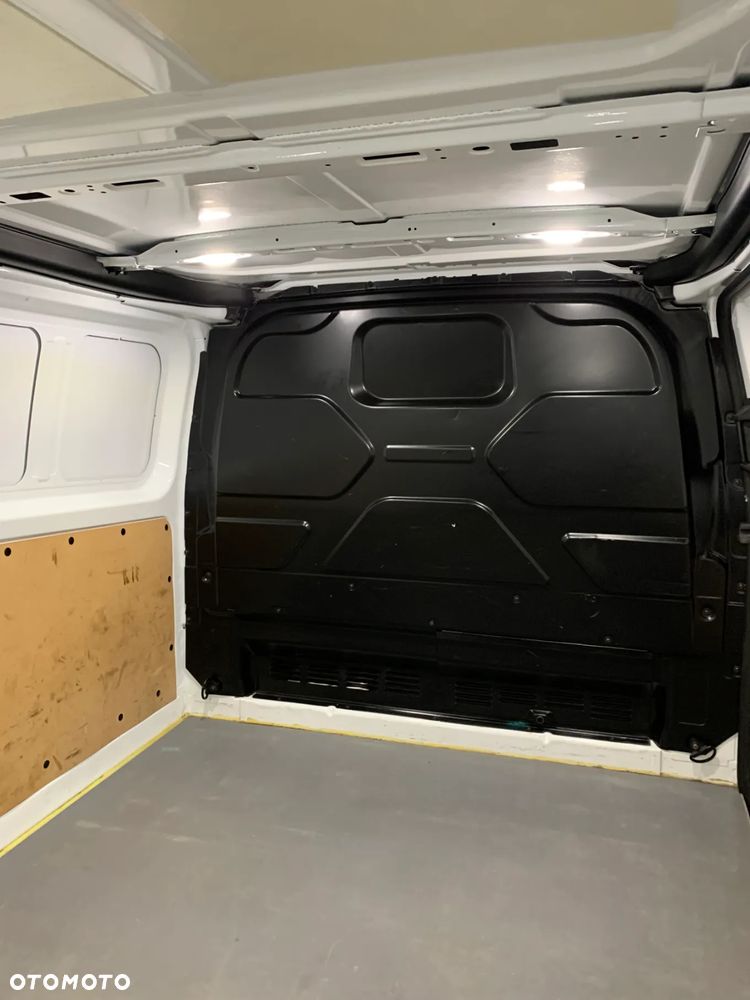 Ford Transit Custom - 31
