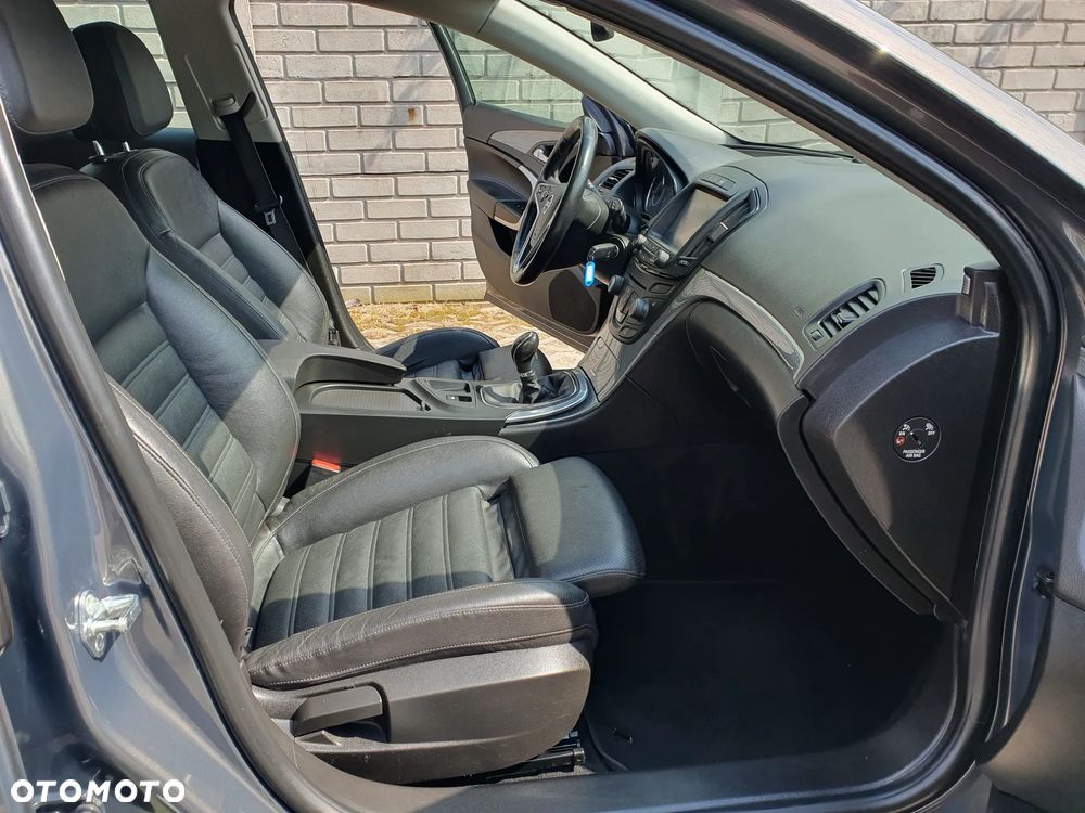 Opel Insignia - 34