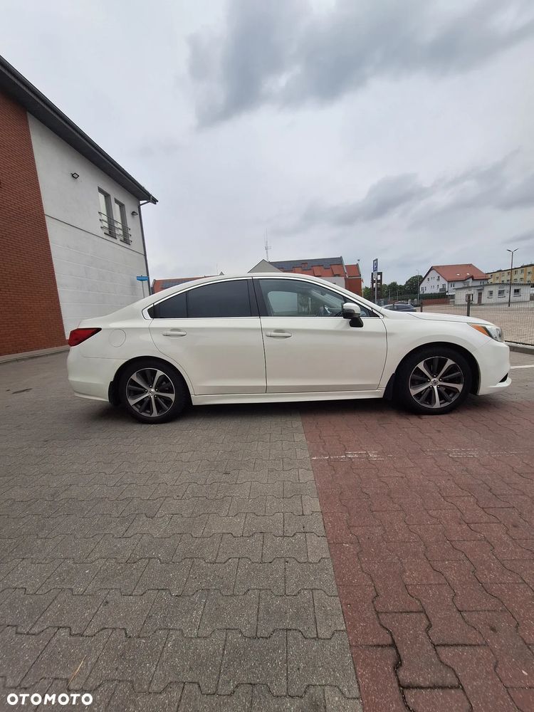Subaru Legacy - 5