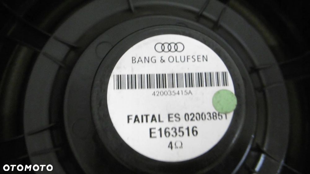 AUDI R8 420 GŁOŚNIKI SUBWOOFER BANG & OLUFSEN - 12