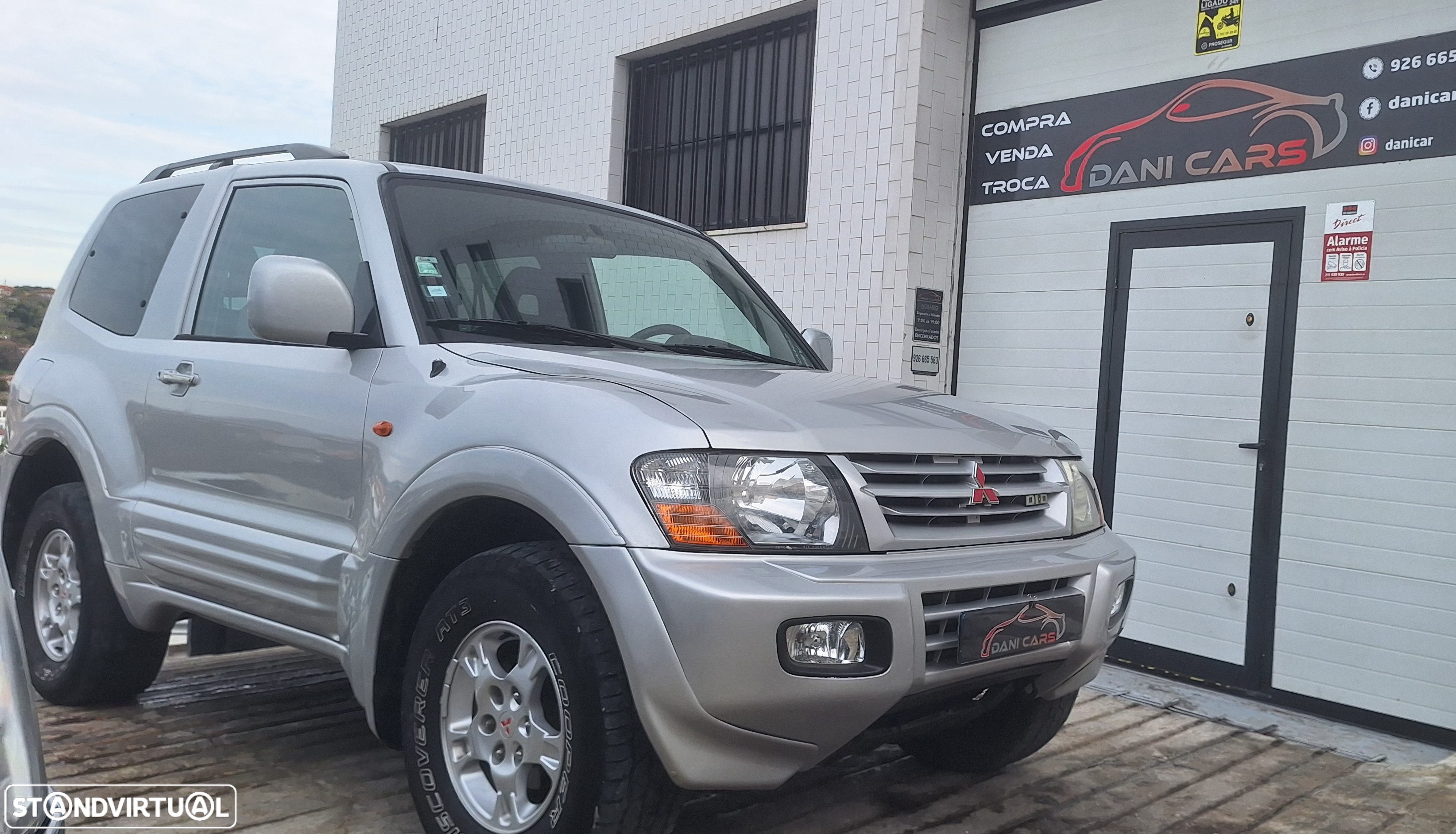 Mitsubishi Pajero 3.2 DI-D GLS - 3