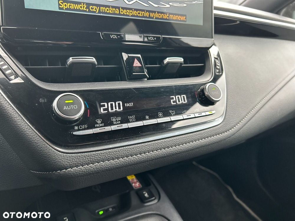 Toyota Corolla 1.8 Hybrid Comfort - 18