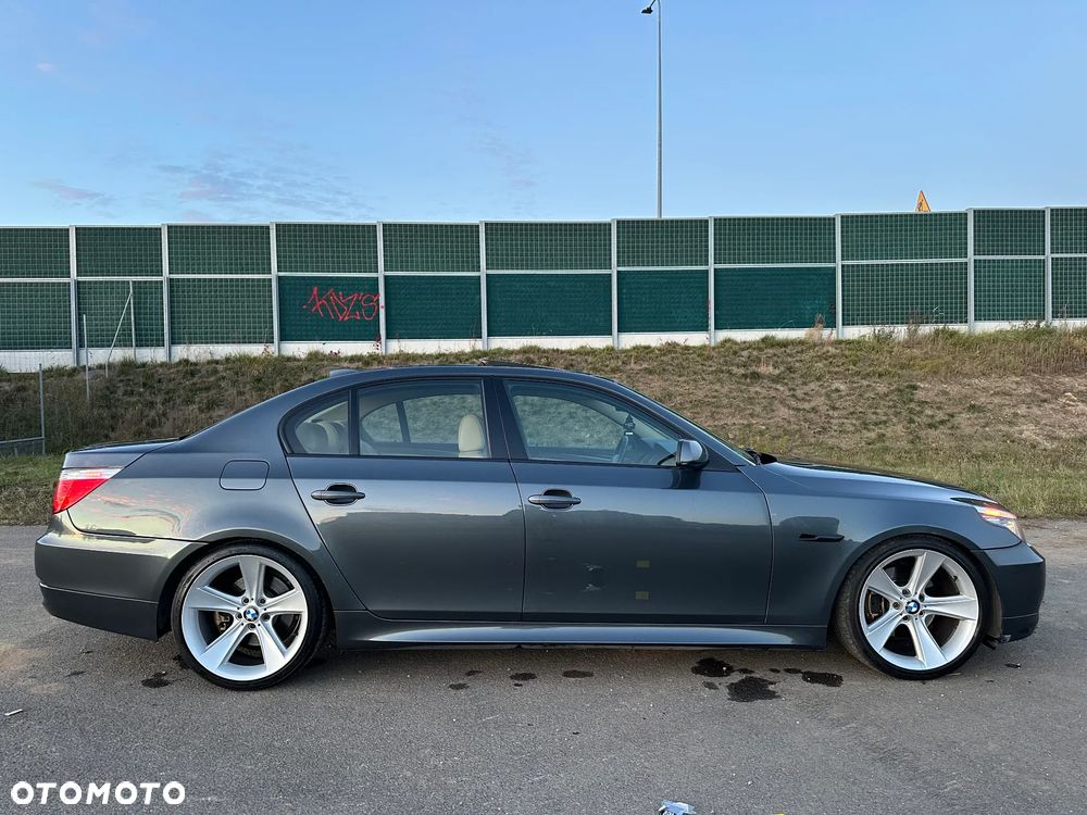 BMW Seria 5 - 24