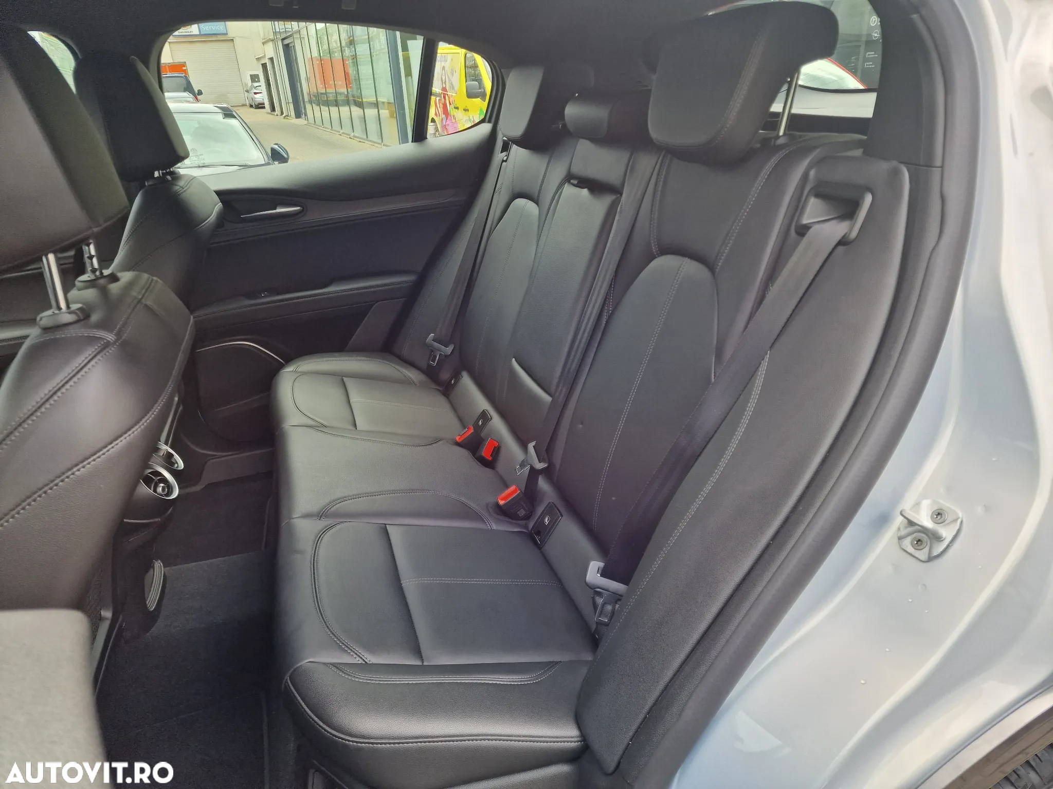 Alfa Romeo Stelvio 2.0 Turbo AWD AT8 Veloce - 26