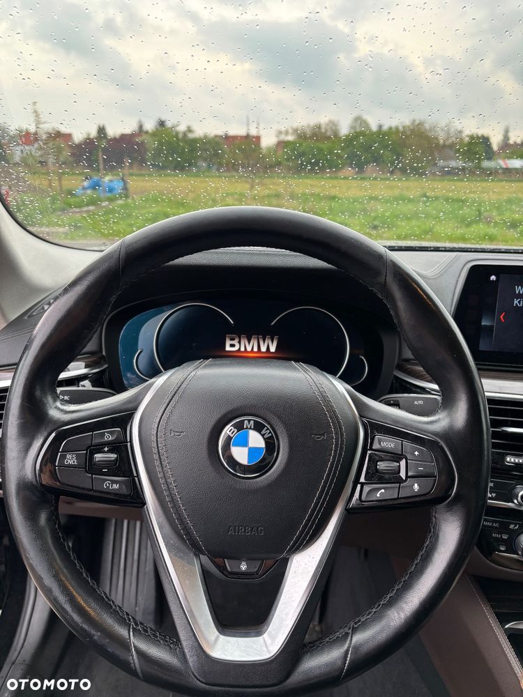 BMW Seria 5 530i GPF xDrive Luxury Line - 10