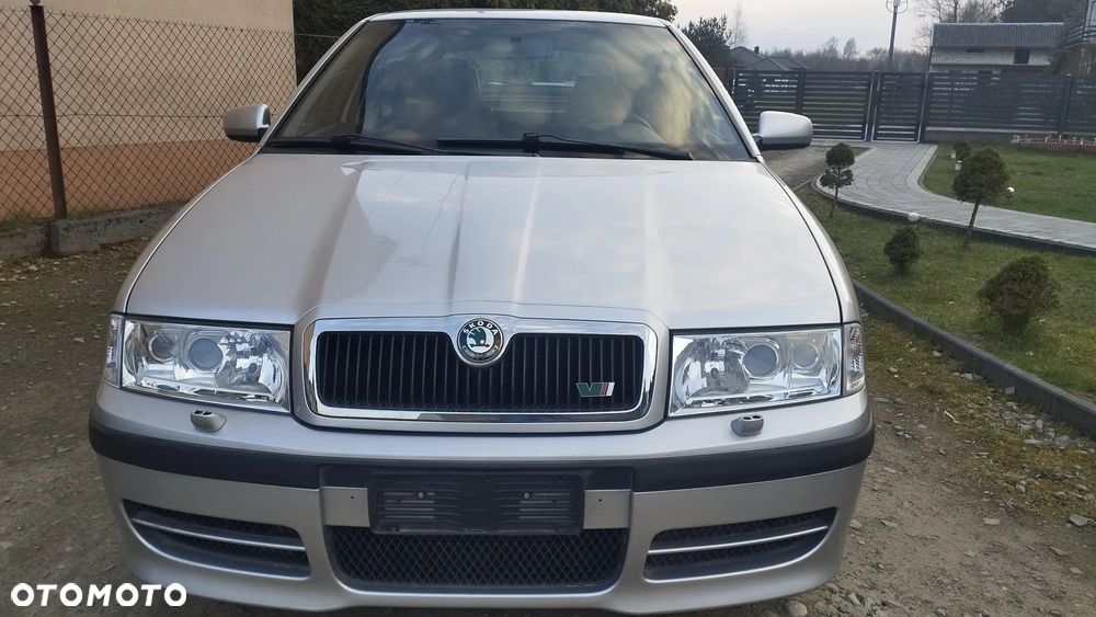 Skoda Octavia 1.8T RS - 4