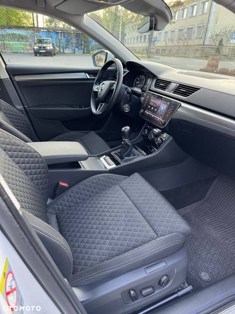 Skoda Superb 1.5 TSI ACT Style - 16