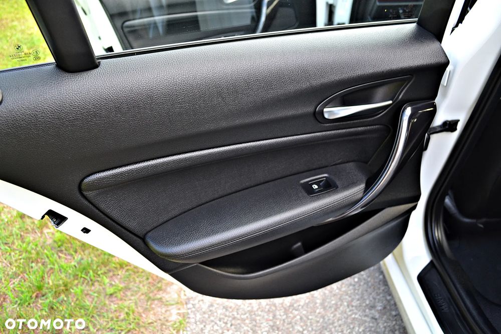 BMW Seria 1 120d xDrive Sport Line - 22