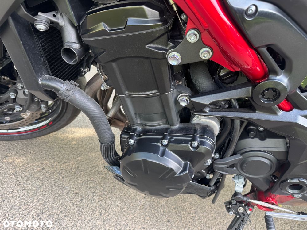 Kawasaki Z 900 - 10