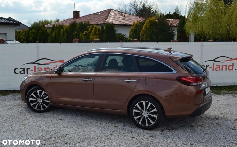 Hyundai i30 1.6 CRDi Premium - 11