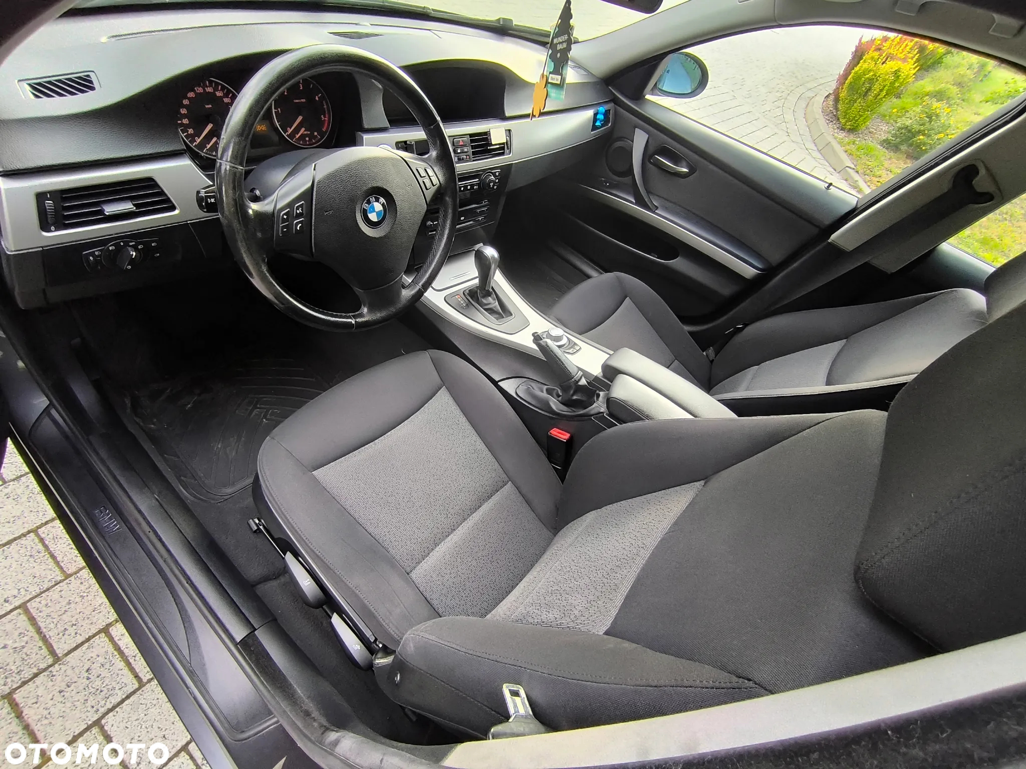 BMW Seria 3 - 16