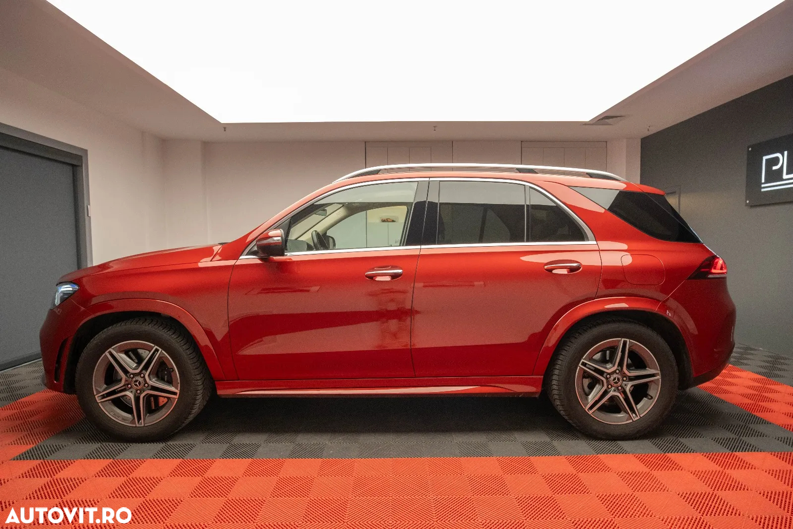 Mercedes-Benz GLE 350 e 4Matic 9G-TRONIC AMG Line - 10