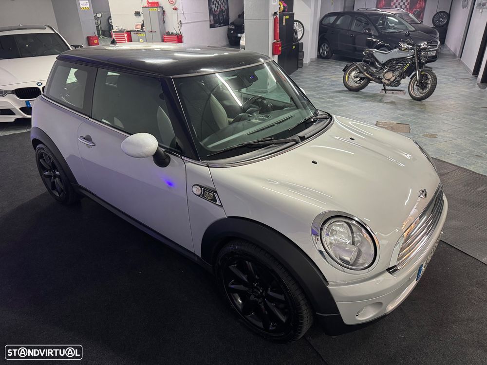 MINI 3 Portas Cooper D - 6