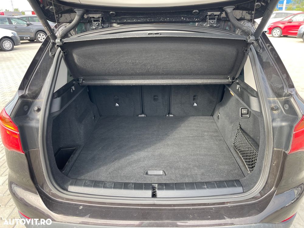 BMW X1 xDrive18d Aut. - 7