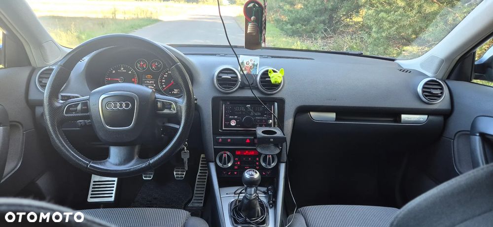 Audi A3 Sportback 2.0 TDI DPF quattro Ambition - 13