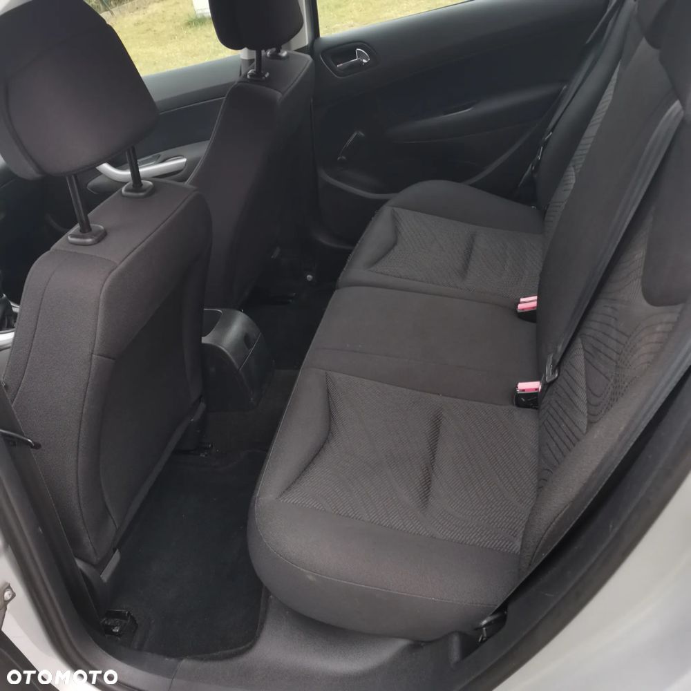 Peugeot 308 1.6 Trendy - 11