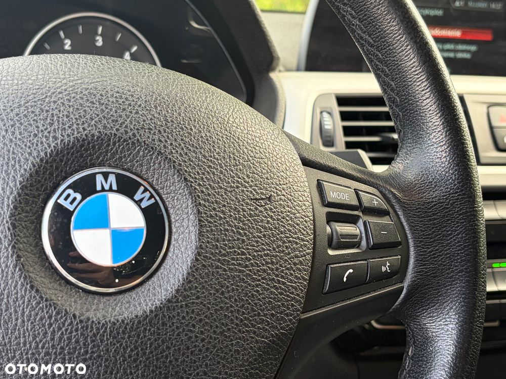 BMW Seria 3 - 17