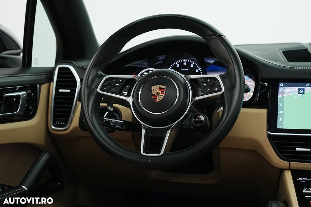 Porsche Cayenne E-Hybrid Tiptronic S - 27