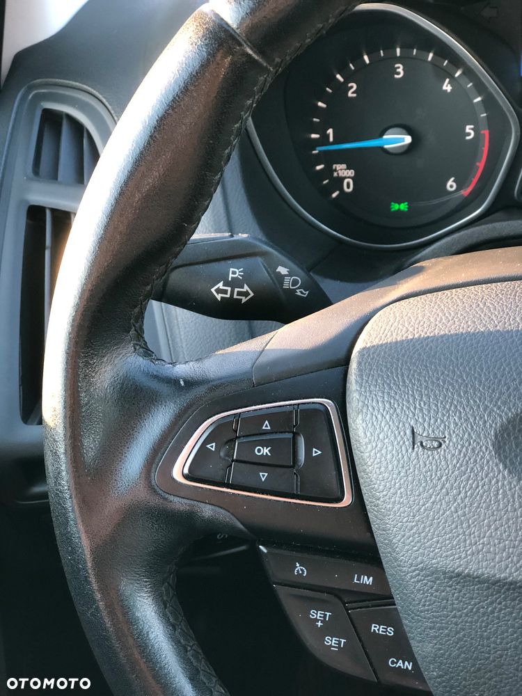 Ford Focus 1.5 EcoBlue STart-Stopp-System TITANIUM X - 26