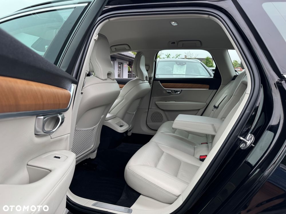 Volvo V90 B4 D Geartronic Momentum Pro - 22