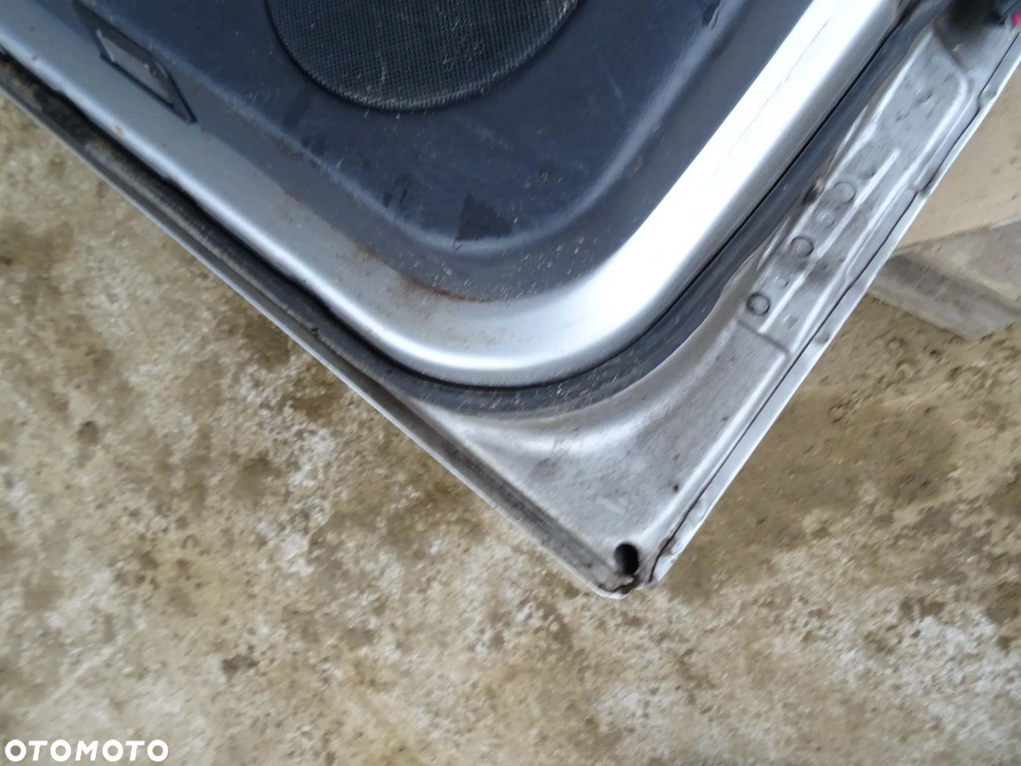 Drzwi Lewe Tył Mercedes ML W163 2000 744 (Gołe) - 13