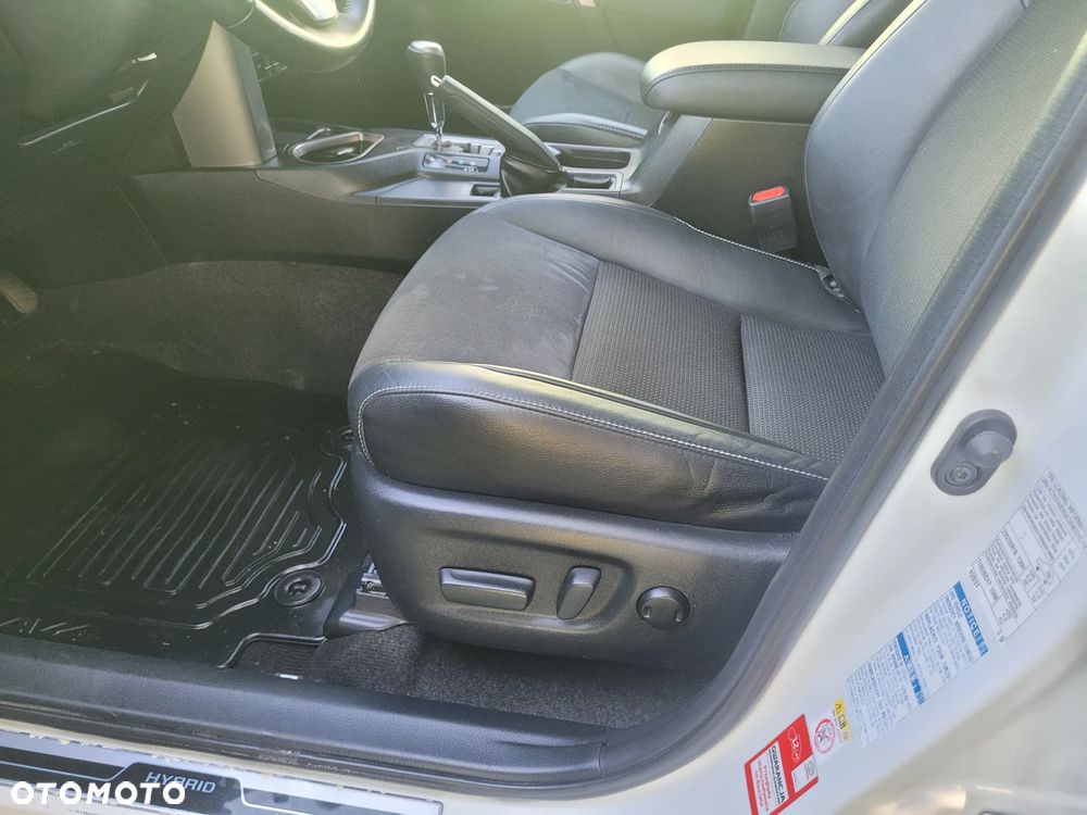Toyota RAV4 Hybrid Prestige 4x4 - 23