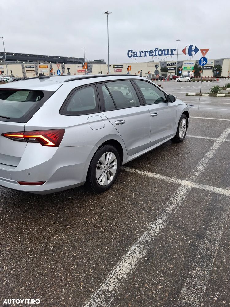 Skoda Octavia 2.0 TDI DSG Tour - 9