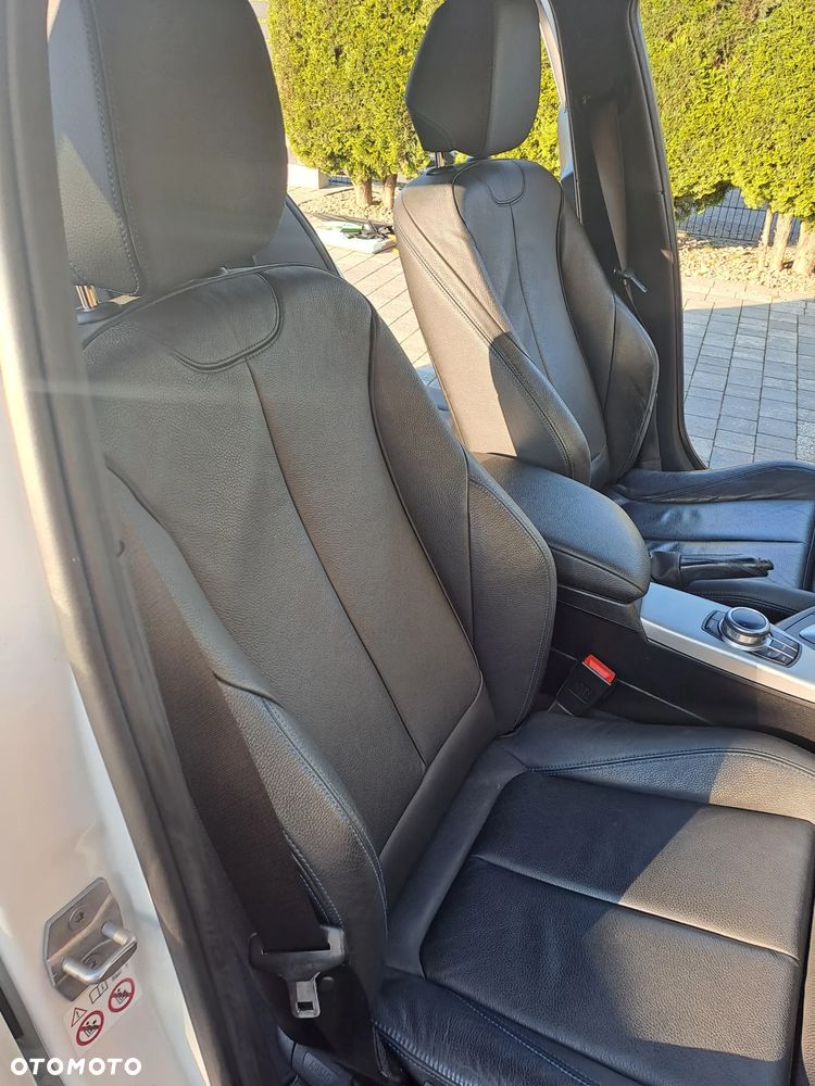 BMW Seria 1 120i GPF M Sport Shadow - 12