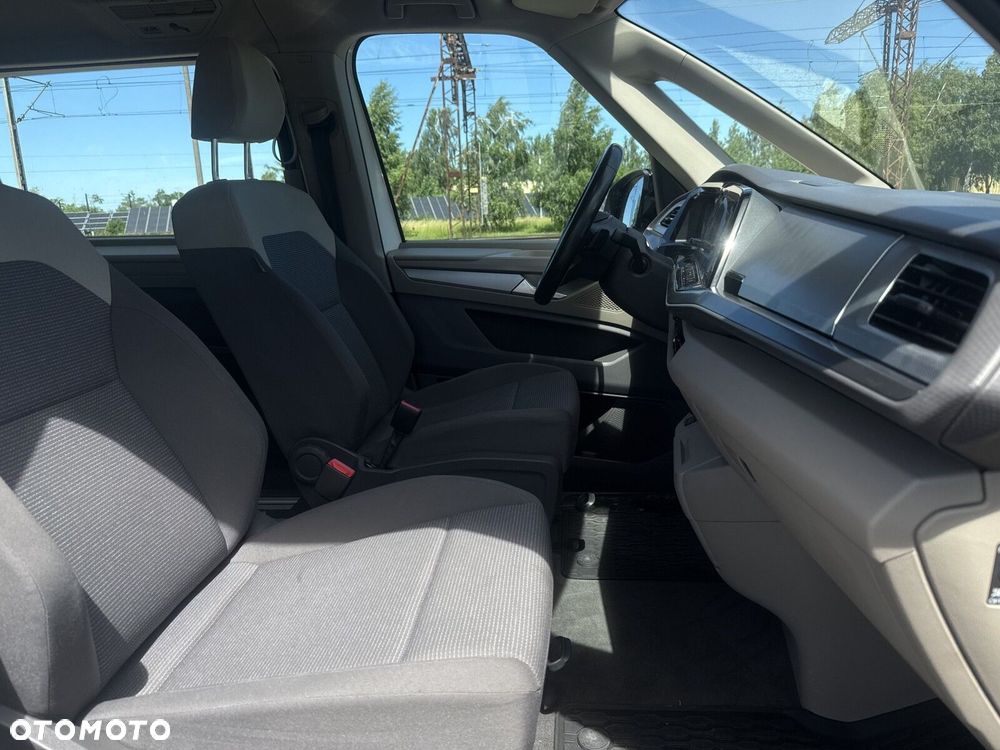 Volkswagen Multivan - 14