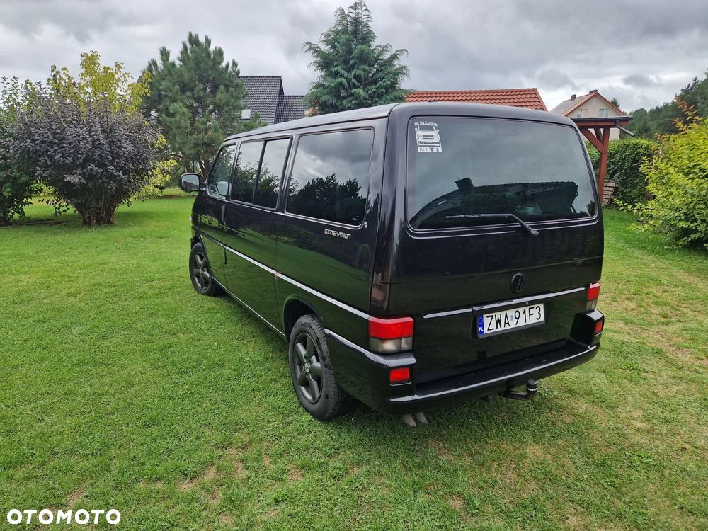 Volkswagen Multivan Standard - 8