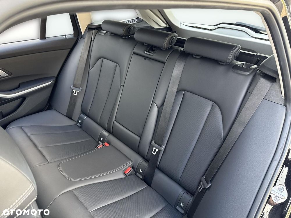BMW Seria 3 - 9