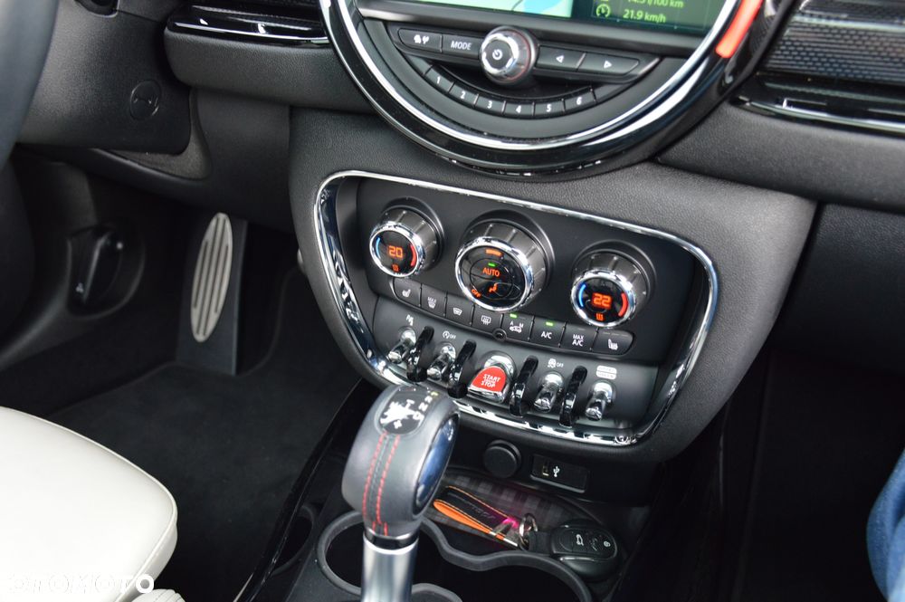 MINI John Cooper Works ALL4 sport - 32