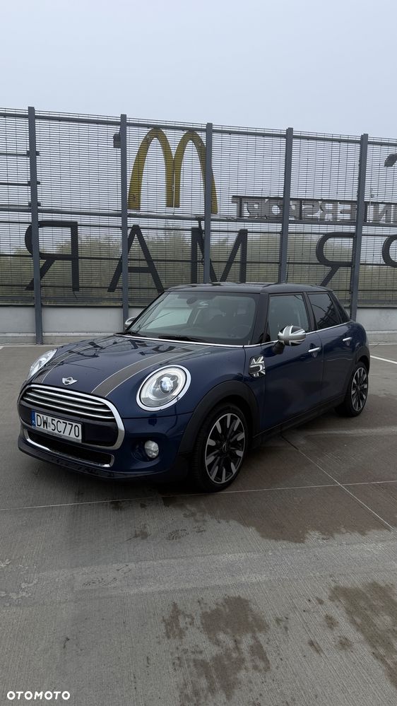 MINI Cooper Standard - 1