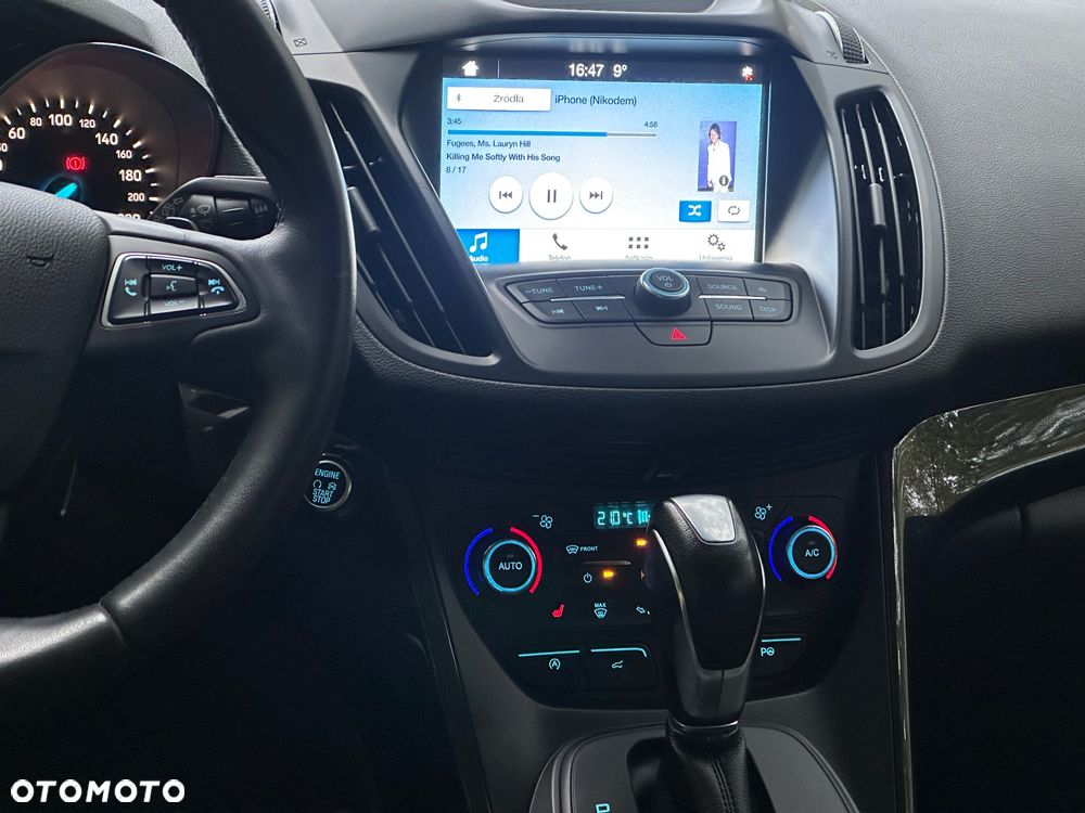 Ford Kuga - 25